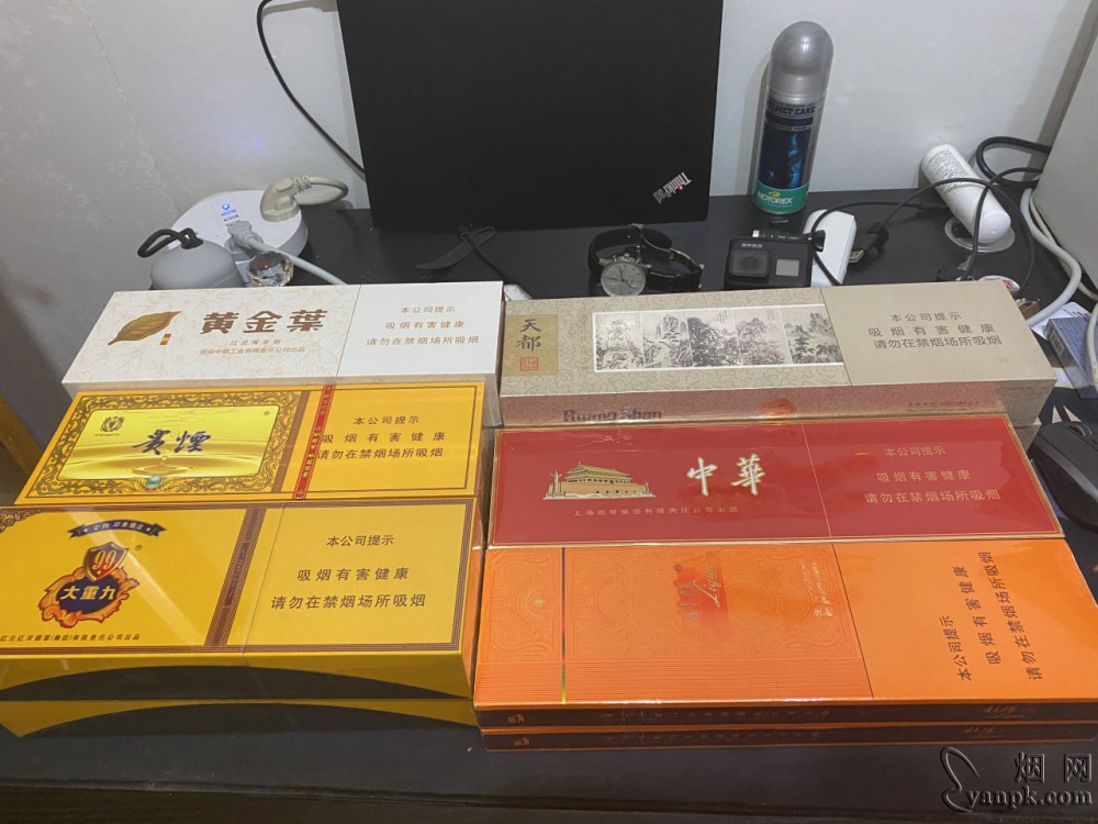 小國酒香酒味比較重,白天不敢抽,只有晚上回家才敢品吸,雖然價格不如